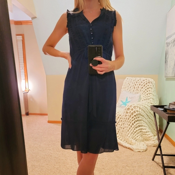 Classy Navy Blue Midi- XS - Picture 4 of 11